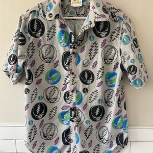 Grateful Dead Festival Hippie Button Down Shirt Deadhead Stealie Vintage unique